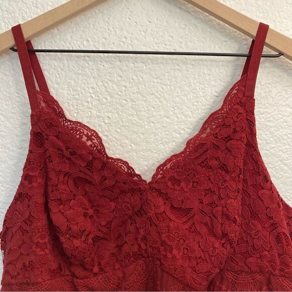 Torrid Red Lace Smocked Crop Top Size 1 XL 1X - Picture 4 of 9
